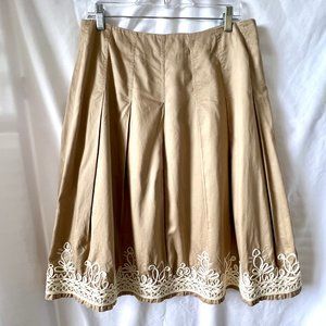 Jones New York Signature Skirt, Beige and Cream, Size 12, Excellent Condition!